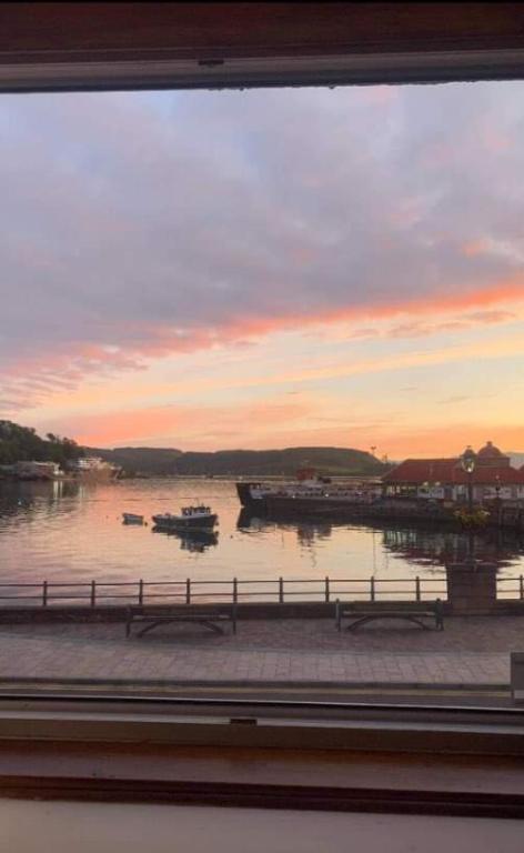 Panoramic Harbour View Apartment Oban Exterior photo