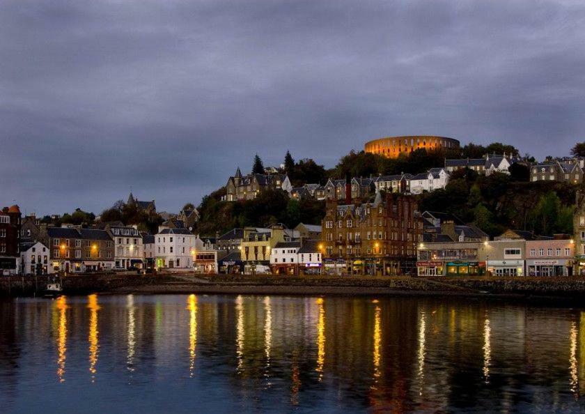 Panoramic Harbour View Apartment Oban Exterior photo